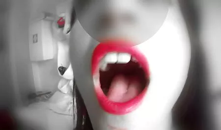 من گل زدم! دانلود فیلم سوپر خارجی با کیفیت من آن را در آتش زنه یافت