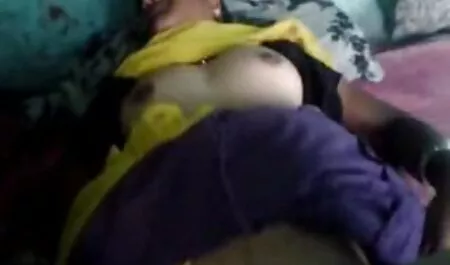 نوک سینه ها بزرگ دانلود کلیپ سوپر خارجی