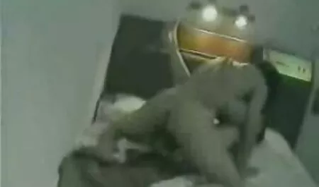با استفاده از دانلود سوپر خارجی همسر